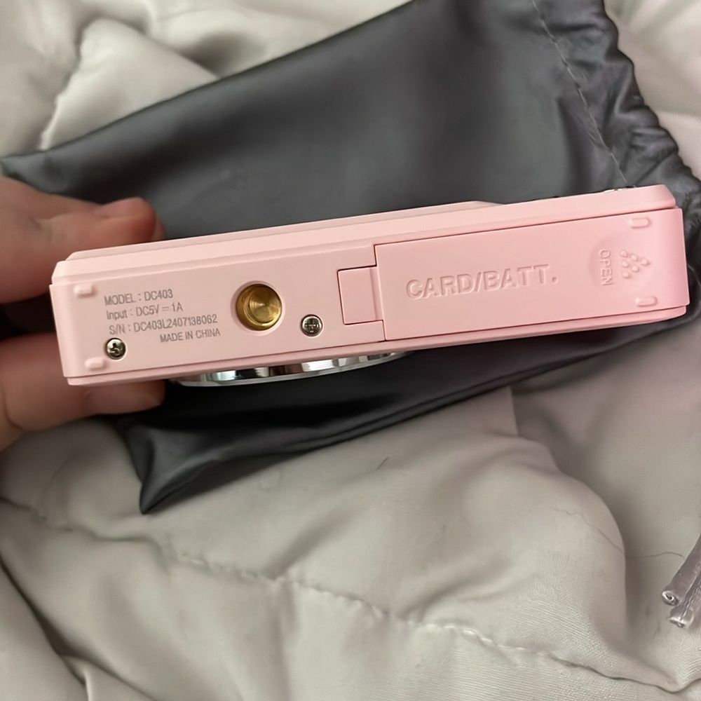 Pink Digital Camera - Picture 6 of 7